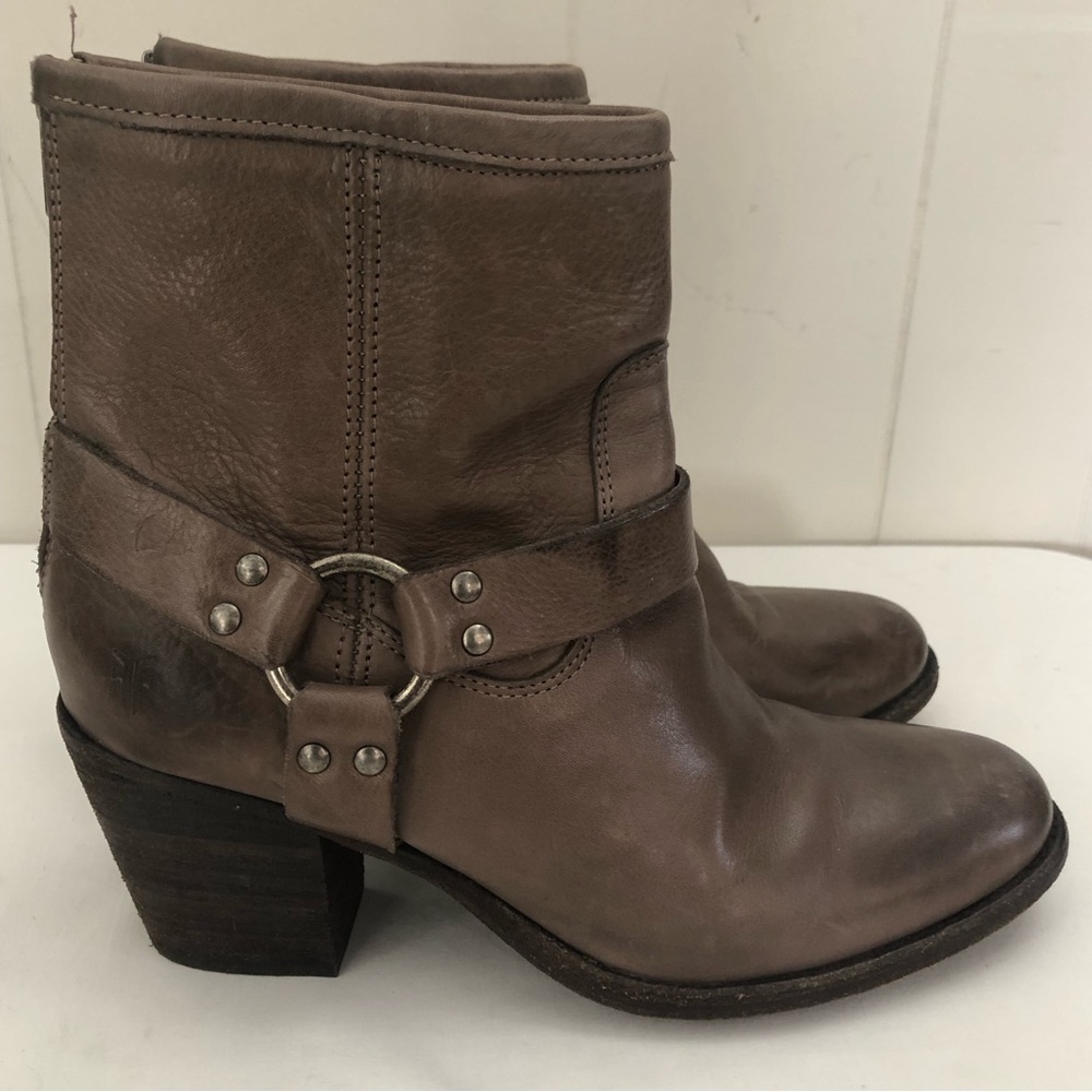 VTG FRYE l Sz 9.5 l Harness Leather Boots l TABITHA
